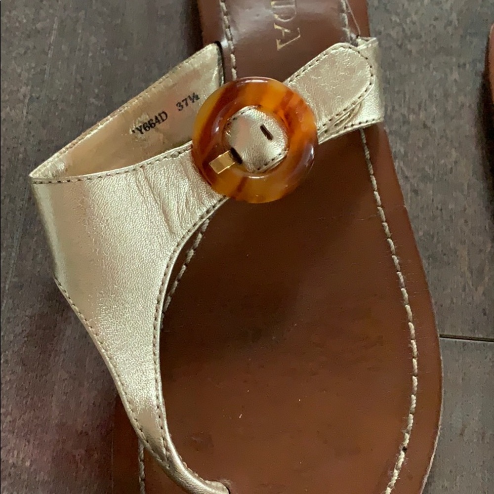 Sandals - Picture 4 of 5